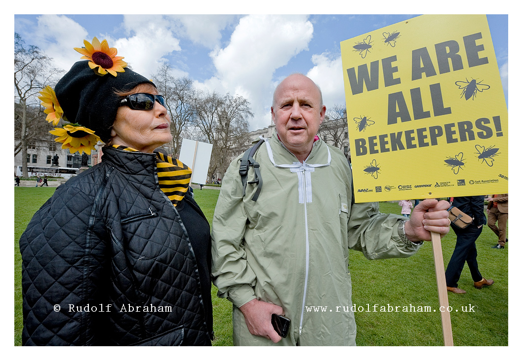 march of the beekeepers neonicotinoid pesticides protest London photographer 20130426_0255a